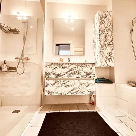 Apartmán F4 Avec Jardin A Deux Pas De La *